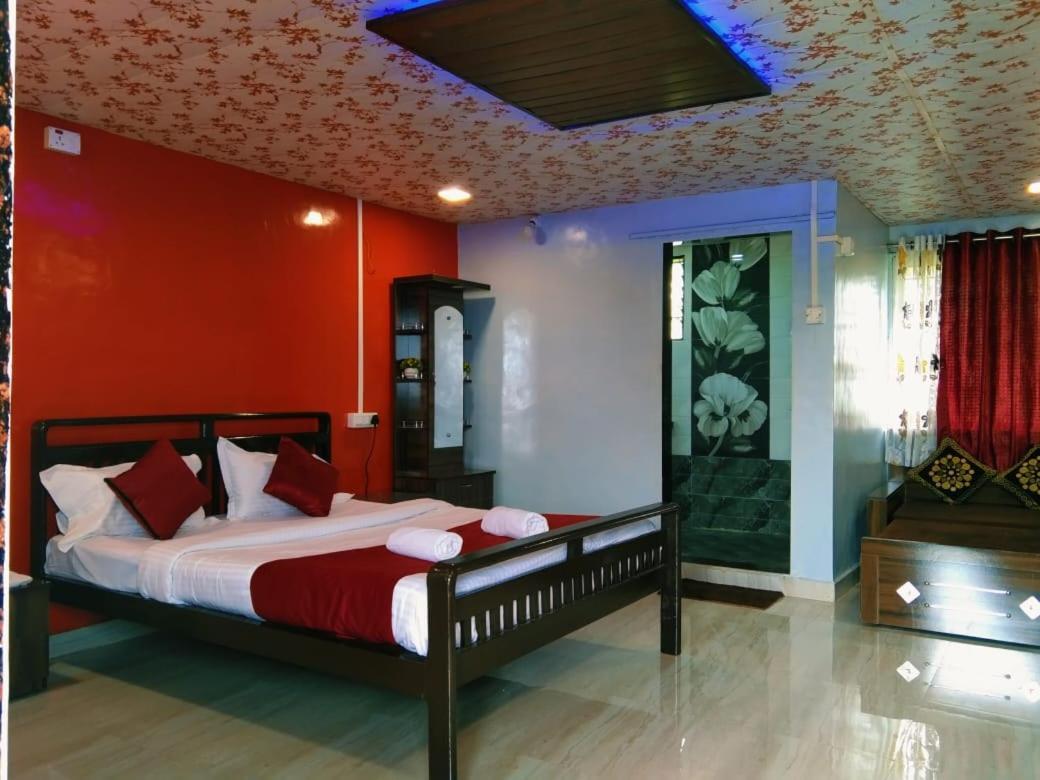 Appartement Dream House à Satara Extérieur photo